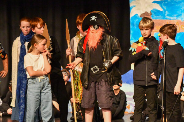Pirates of the Curry Bean (DVD) - Image 3